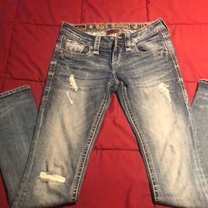 Distressed Rock Revival Buckle Jeans